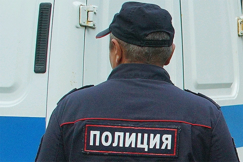 В московском кафе хоккеист не оплатил счет и покусал полицейского