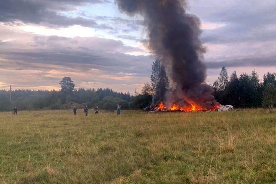 Самолет упал под селом Куженкино в Бологовском районе