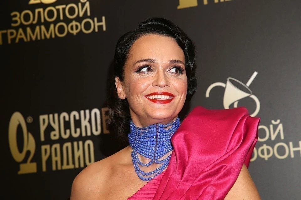 Певица Слава.