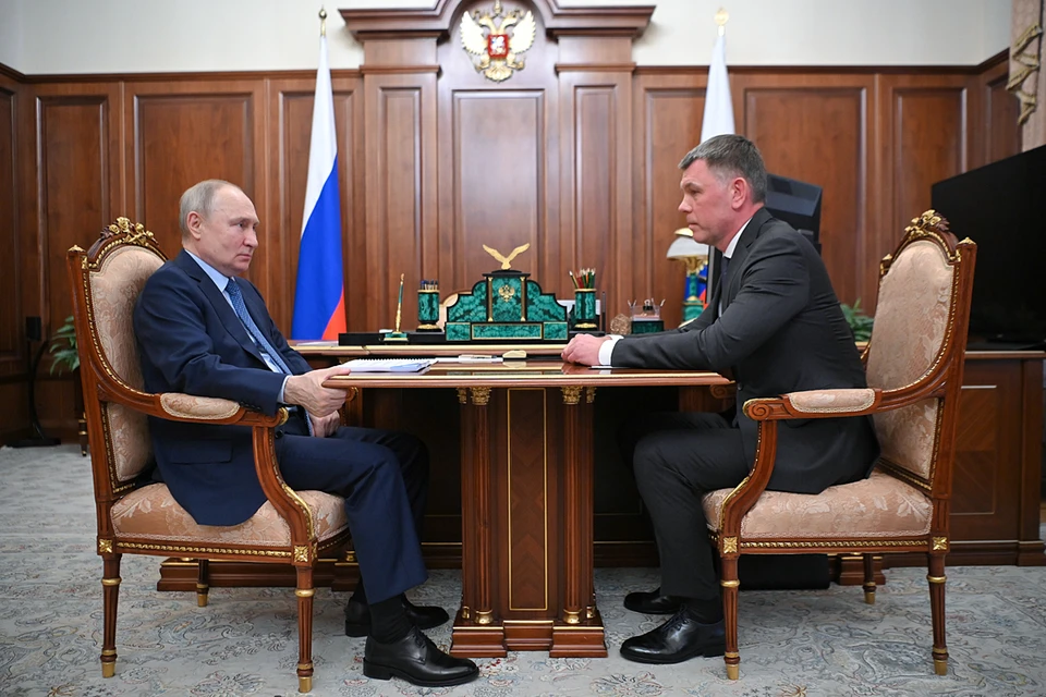 Владимир Путин встретился с директором Федеральной службы судебных приставов. Фото: Александр Казаков/ТАСС