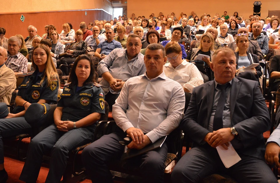Для педагогов школ Твери провели собрание по антитеррористической безопасности Фото: администрация Твери