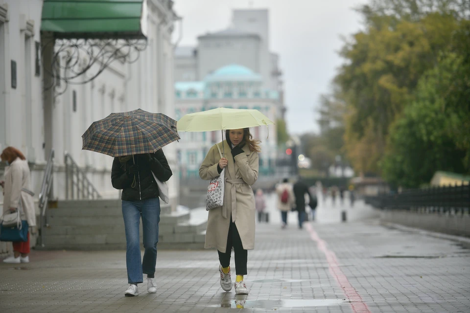 В МЧС продлили штормовое предупреждение из-за непогоды