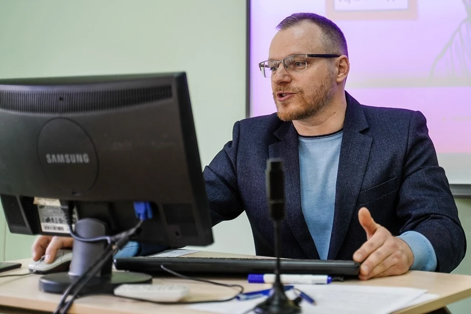 Ученики старших классов будут изучать основы финансового рынка, инфляцию, финансовые технологии.