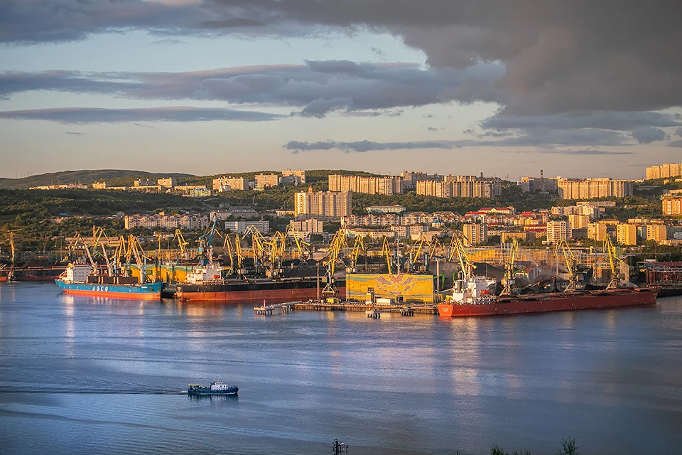 В порт Мурманск пришло уникальное судно класса CapeSize - Gingo. Фото: ММТП