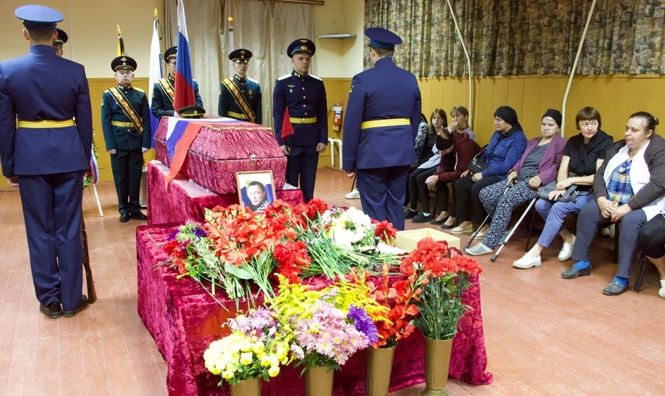 Героя похоронили с воинскими почестями Фото: администрация Фировского района