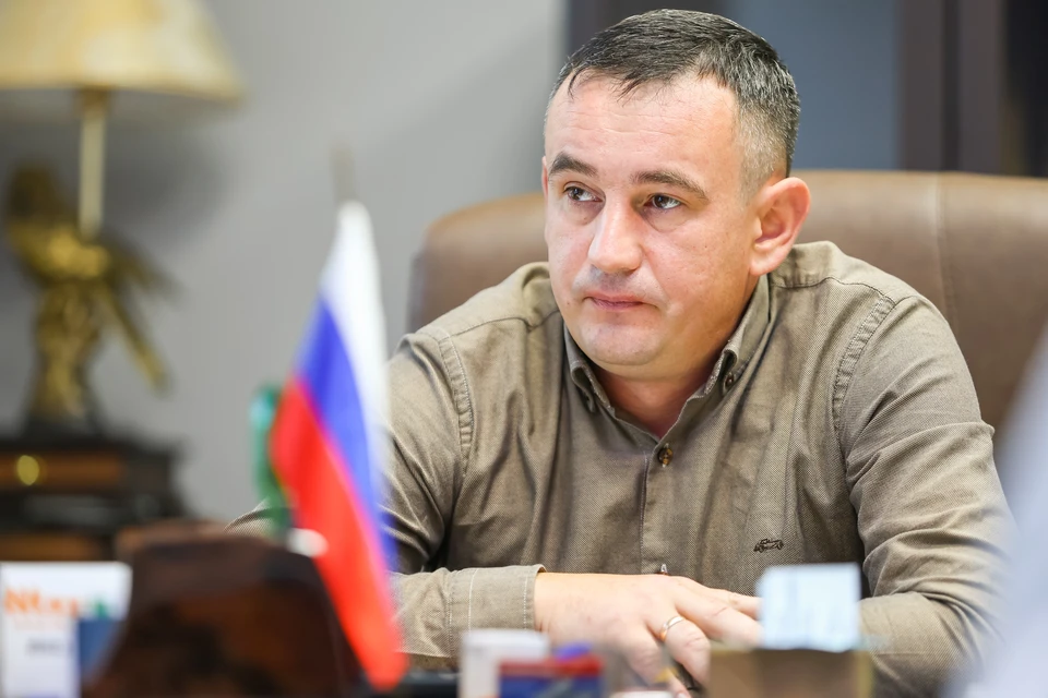 Директор ООО «Емельяновское» Алексей Шпагин поделился проблемами сельхозпроизводителей.