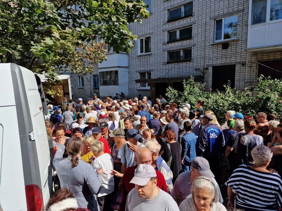 Жителям продолжают оказывать помощь ФОТО: Специальный гуманитарный центр Крымской митрополии