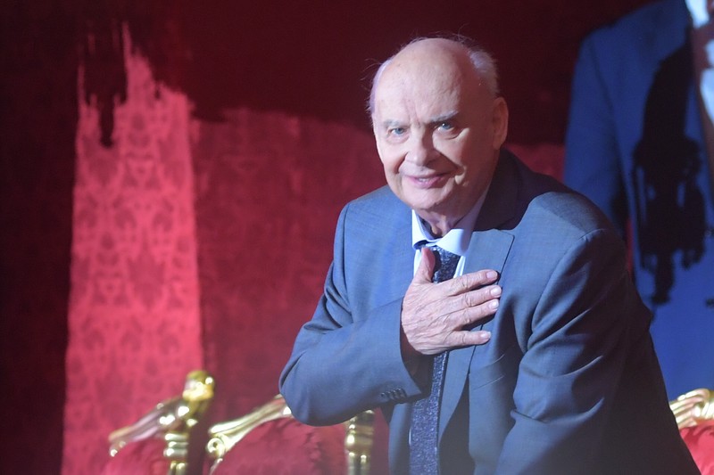 Николай Добронравов