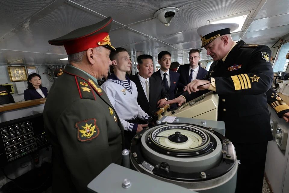 Ким Чен Ын и Шойгу обсудили вопросы укрепления обороны и безопасности Фото: пресс-служба Минобороны РФ