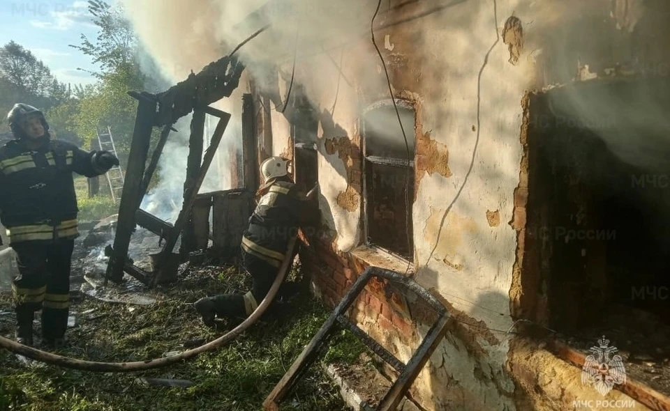 На пожаре в жилом доме в Каменском районе погиб мужчина