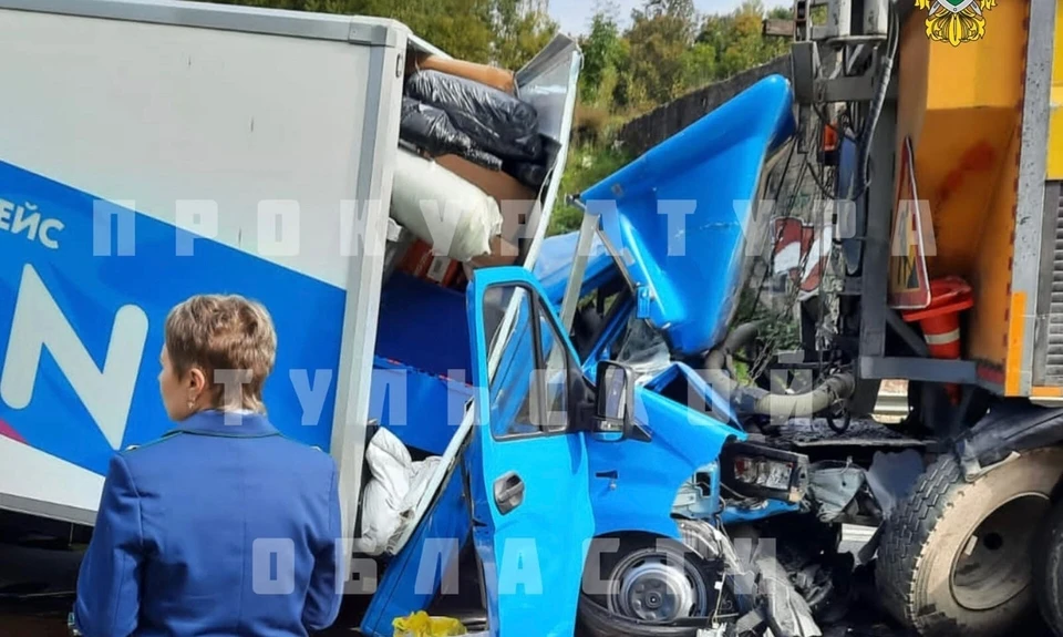 На трассе М-2 под Тулой грузовой автомобиль «ГАЗ» насмерть сбил дорожного рабочего