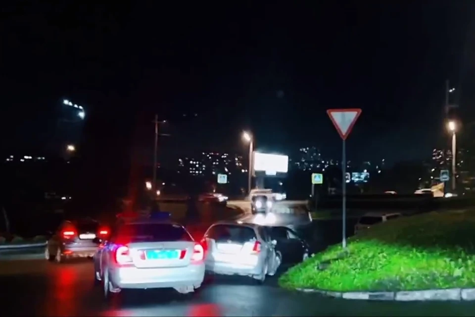 Полиция задержала подозреваемого.