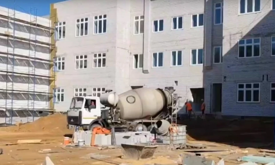 Строительство школы в Коврове. Скрин с видео.