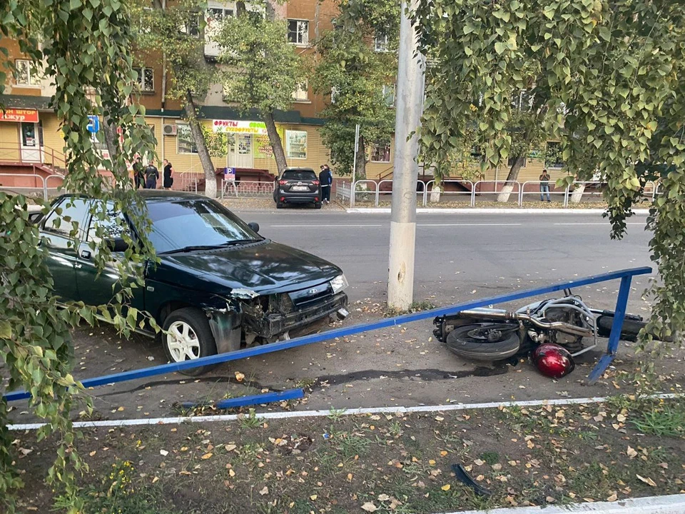 В Саратовской области сегодня мотоциклист погиб в ДТП (фото: УГИБДД по Саратовской области)