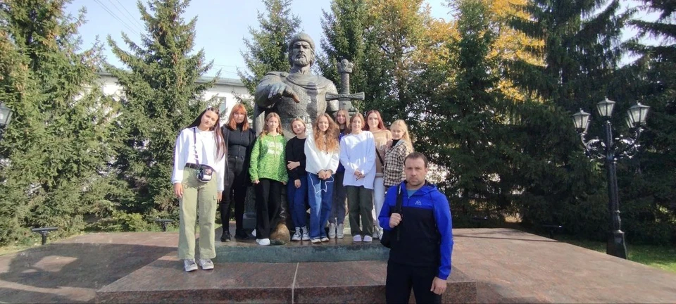 В Костромскую область школьницы из Меловского района Луганской Народной Республики приехали на учебно-тренировочные сборы по волейболу
