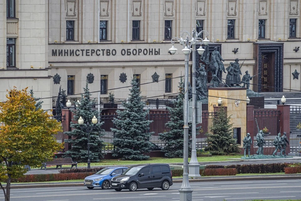 Минобороны РФ сообщило о девяти групповых ударах в зоне СВО за шесть дней