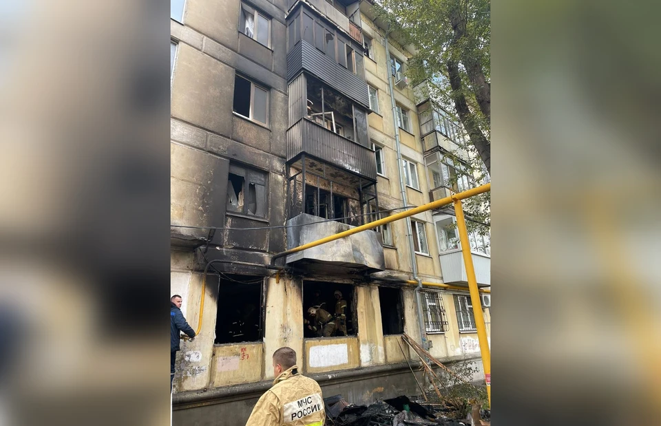 При взрыве газа в жилом доме пострадали два человека