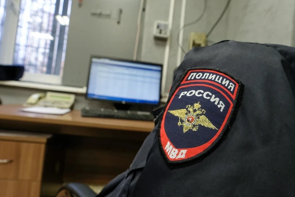 Крымчанин напал на полицейского и попытался отобрать у него оружие