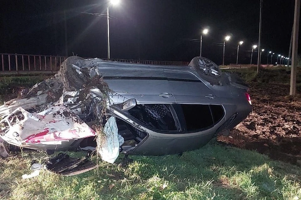 Водитель BMW погиб в ночной аварии Фото: УГИБДД по Хабаровскому краю