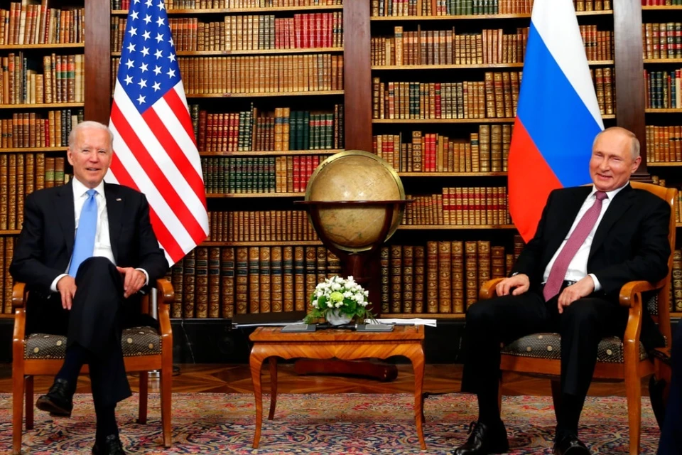 Джозеф Байден и Владимир Путин на саммите 2021 года в Женеве