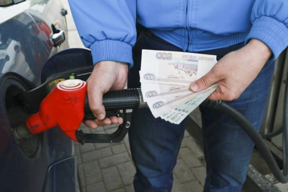 Средняя стоимость бензина в Иркутской области составила 59,02 рубля за литр