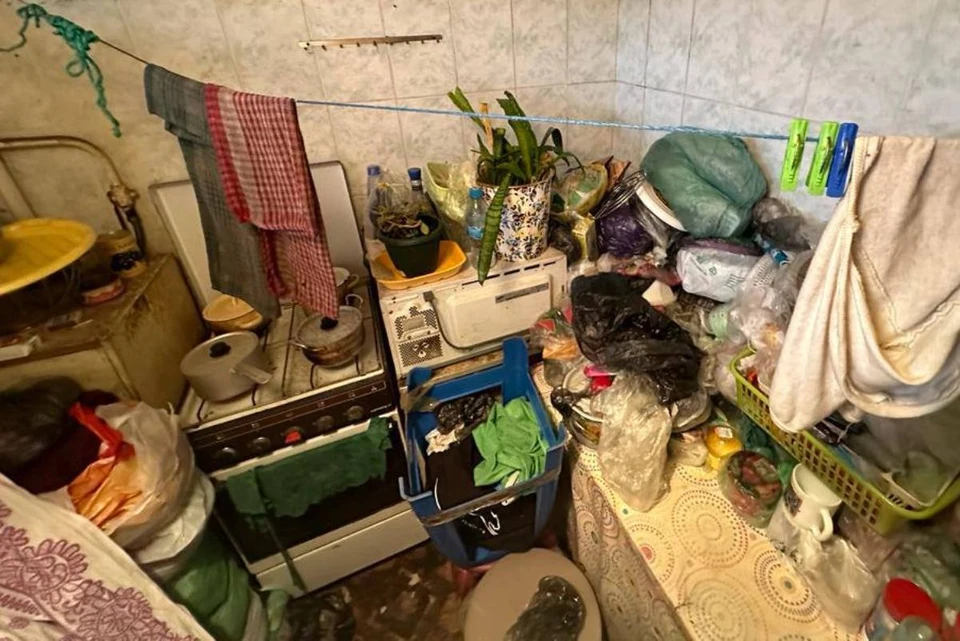 В таких условиях жил ребенок Фото: прокуратура Москвы