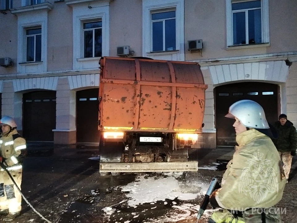 Фото: ФГКУ "Специальное управление ФПС № 2 МЧС России" (t.me/mchs_fps2)