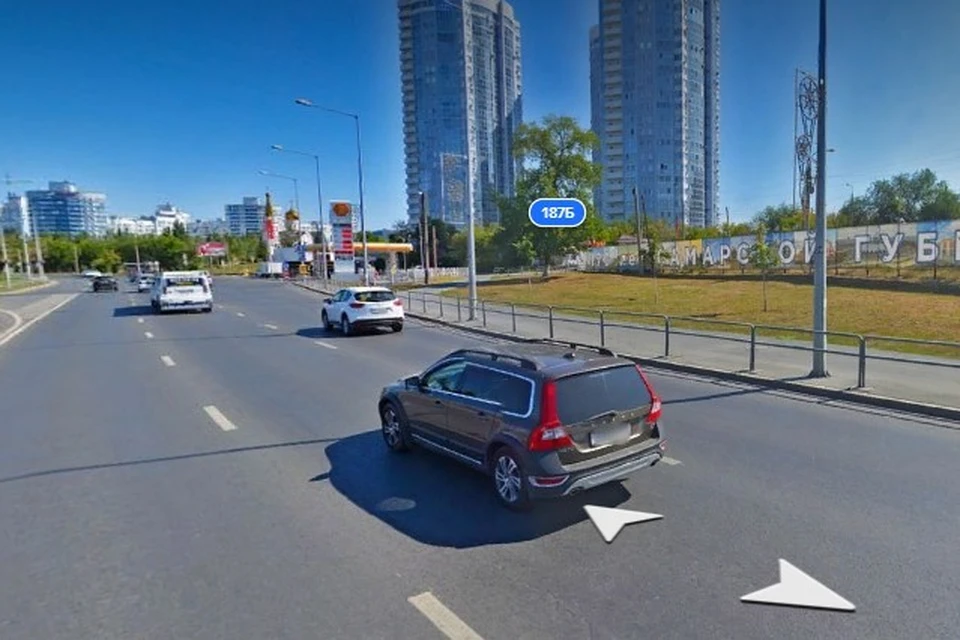 Когда улица Авроры дойдет до Ново-Садовой, проезжую часть передвинут ближе к трамвайным путям. Фото: Яндекс Карты