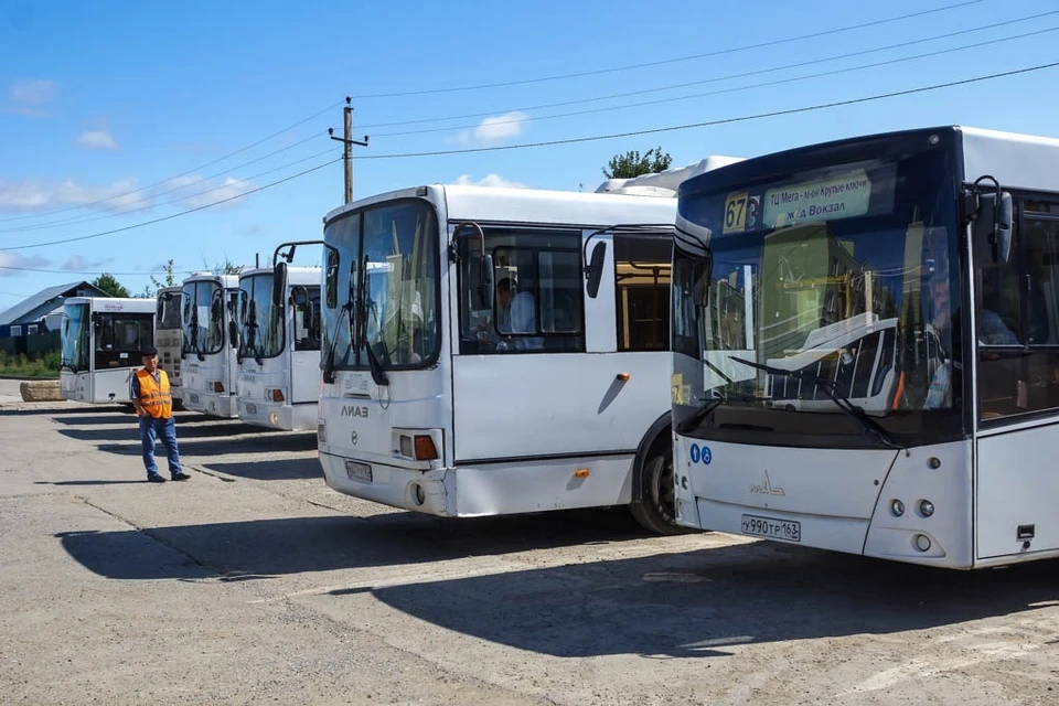 Перекрытий автомобильных дорог на территории, примыкающей к стадиону, не планируется.