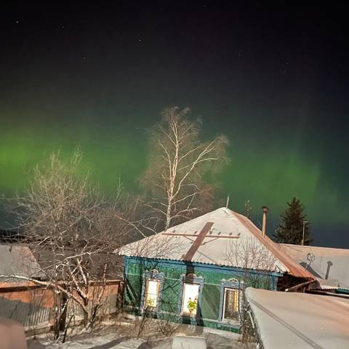 Северное сияние в Иркутской области 26 ноября 2023: фото - KP.RU