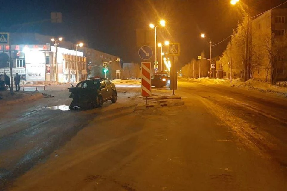 Авария произошла из-за водителя, который не предоставил преимущество другой машине. Фото: УГИБДД по Мурманской области