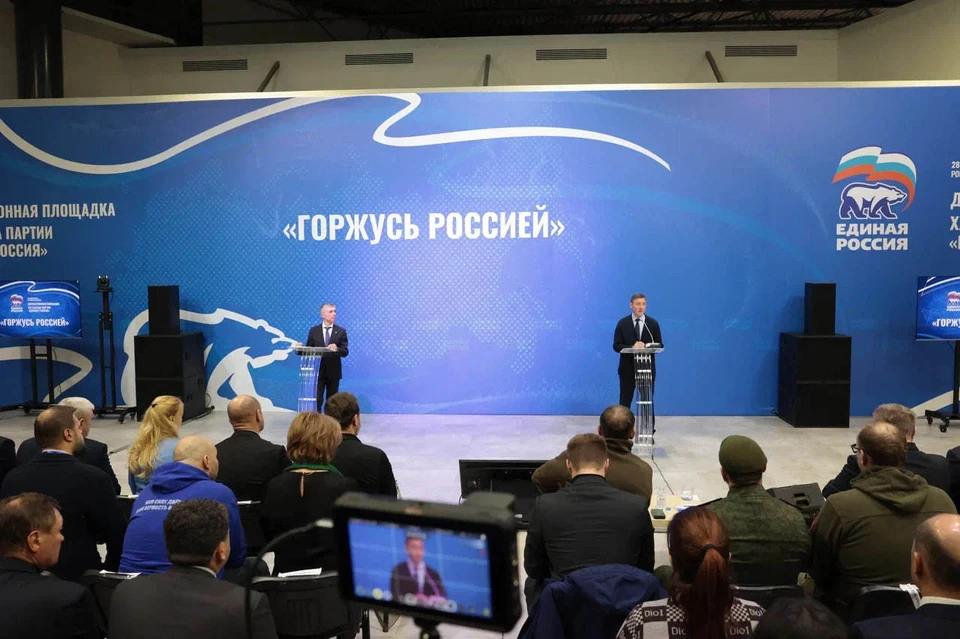 России сейчас нужны три победы: на фронте, в тылу и в головах людей. Фото: ER.ru