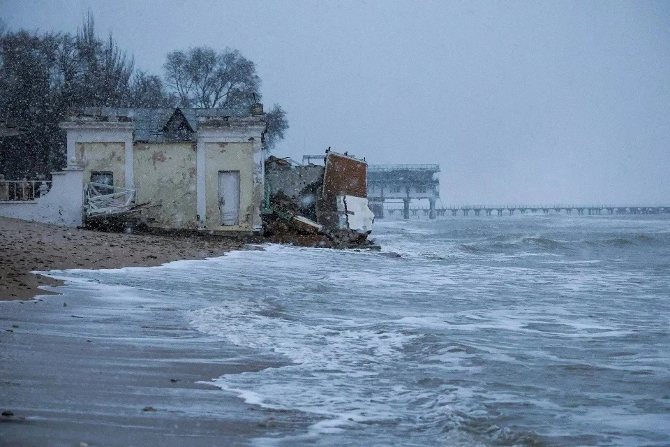 Из-за шторма в Крыму погибли пять человек