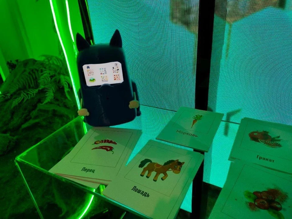 Робот внешне похож на котика