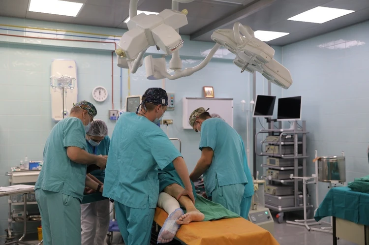 Хирурги Старого Оскола  освоили операции по замене тазобедренного сустава