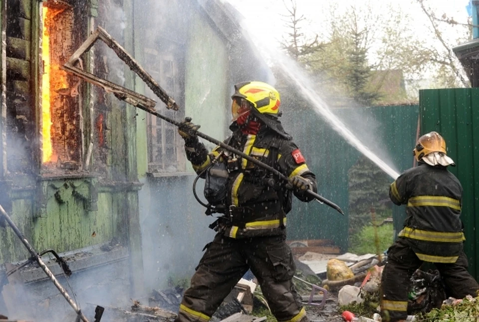 Мужчина с кошкой погибли в пожаре в Комсомольске-на-Амуре