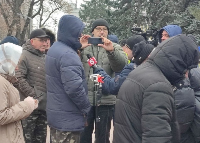 На акции протеста - всего один телеканал. Фото: соцсети