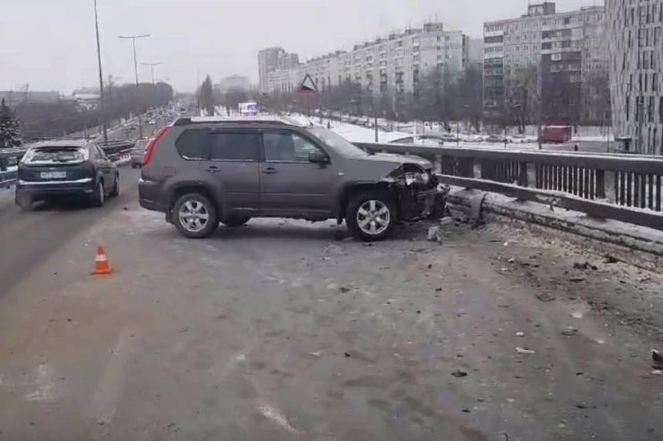 ДТП на метромосту в Нижнем Новгороде.