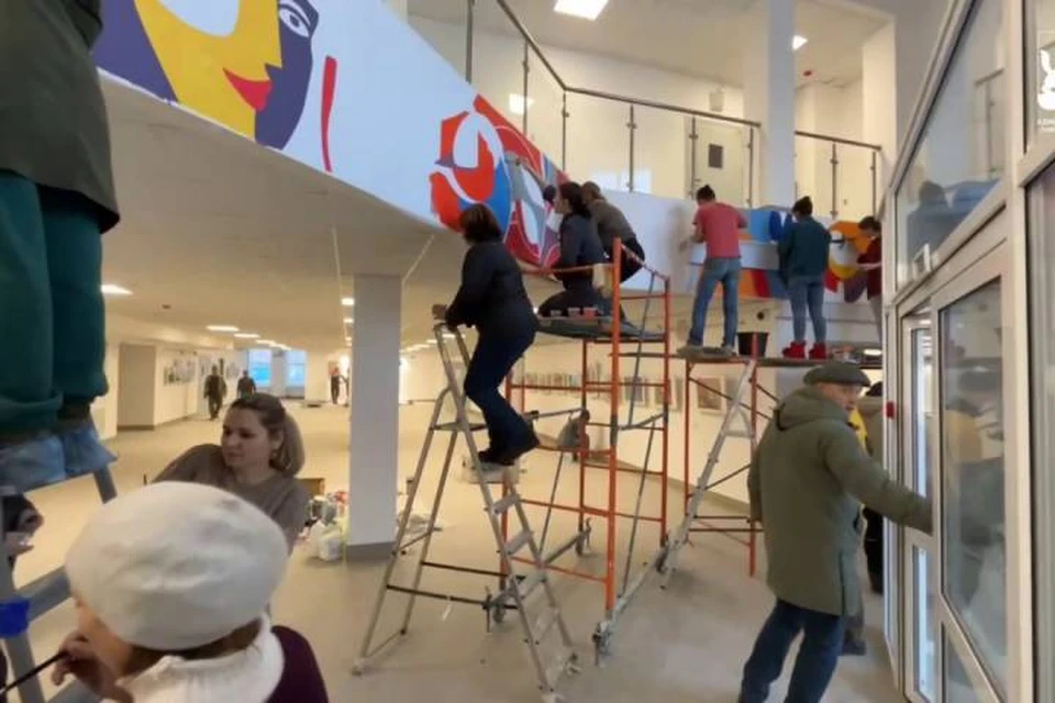 Педагоги художественных школ украсят стены бывшего кинотеатра «Марат» в Иркутске