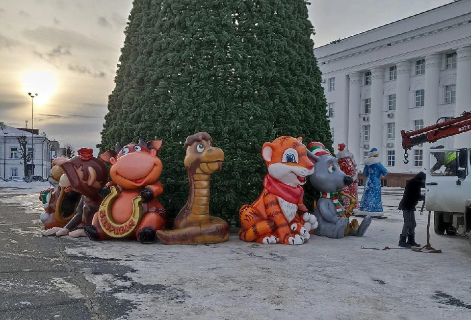 В Ульяновске на Соборной площади выставили 12 фигур из китайского календаря | ФОТО: телеграм-канал “Городской центр по благоустройству и озеленению г. Ульяновска”