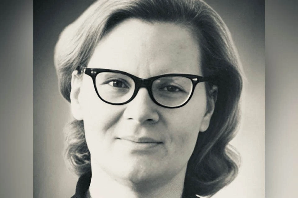 1964 год. Татьяна Кривцова (Курелла) назначена литературным секретарем «Комсомольской правды». Ей доверено выстраивать знаменитый «писательский» стиль «Комсомолки» 60-х.