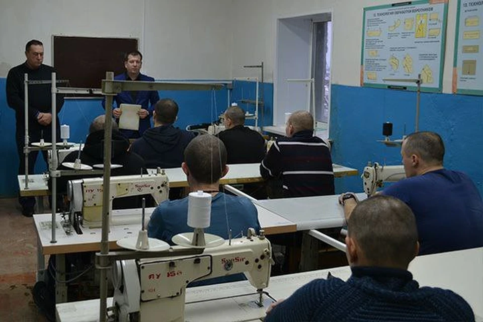 В УФСИН отметили, что получение рабочей профессии - это очередной шаг для успешного возвращения в общество. Фото: УФСИН Оренбургской области