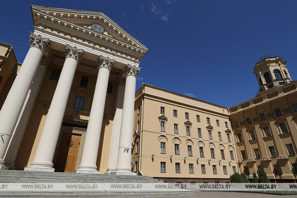 В Беларуси меняются правила применения оружия для сотрудников органов госбезопасности. Снимок носит иллюстративный характер. Фото: БелТА