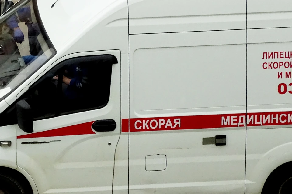 Под Липецком грузовик и «Лада Гранта» насмерть сбили 38-летнего пешехода