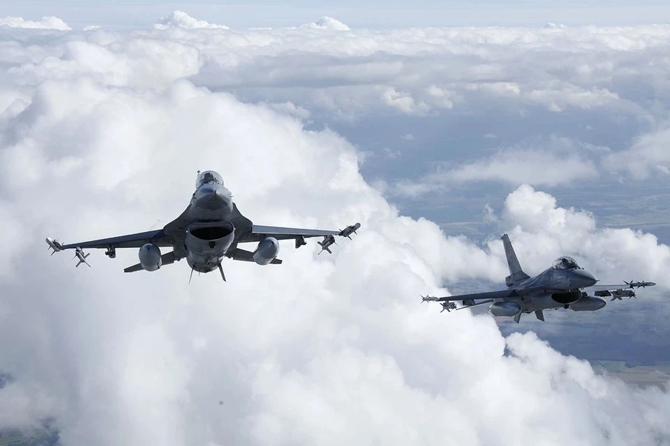 Премьер Нидерландов Рютте заявил о решении передать Украине 18 истребителей F-16