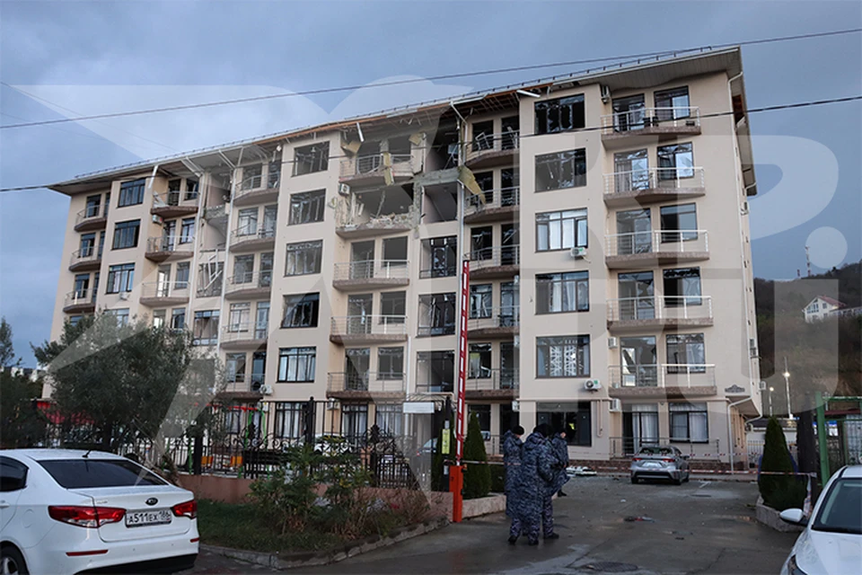 Многоквартирный дом в Сириусе, где вечером 24 декабря произошел взрыв.