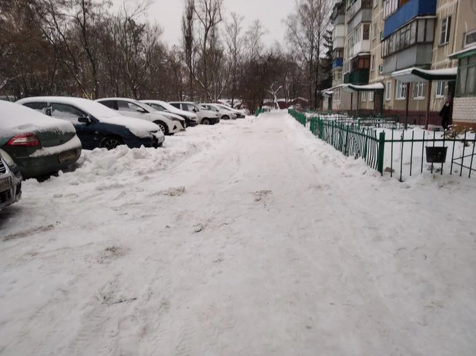 В городе прошел снег