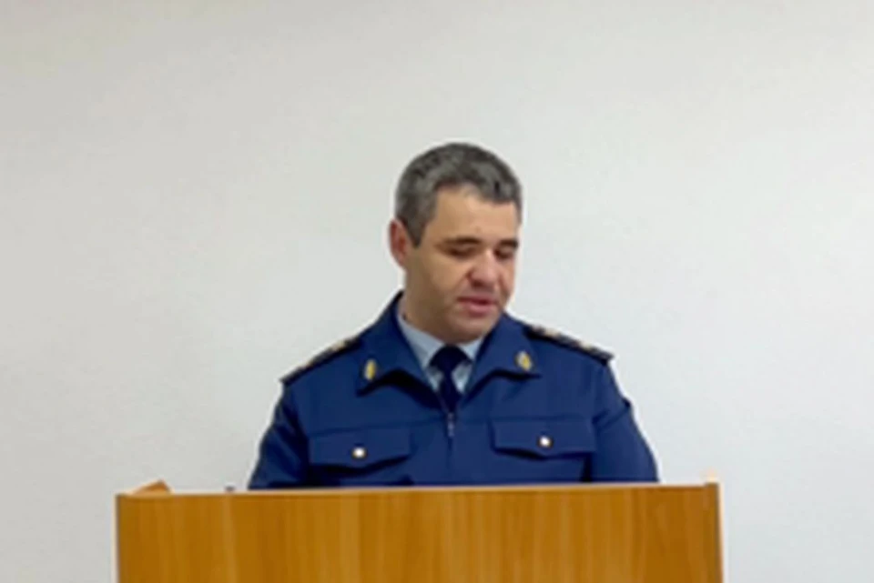 Житель Новосибирска ответит в суде за жестокое убийство друга (Фото: стоп-кадр из видео Новосибирской прокуратуры)