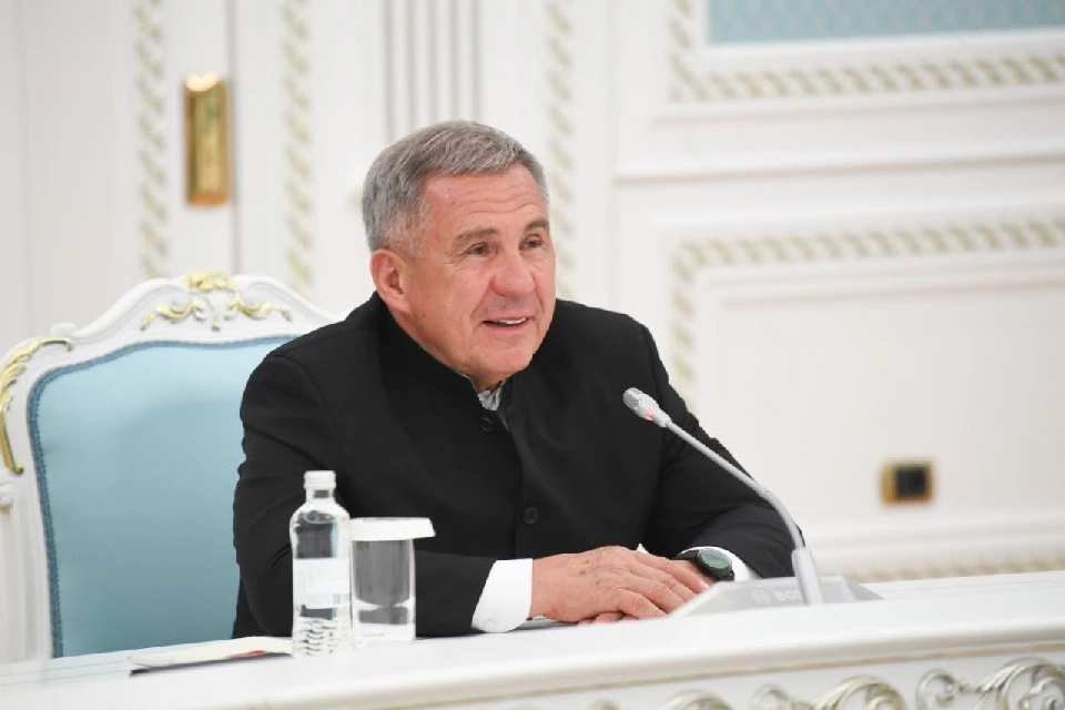 Раис РТ Рустам Минниханов заявил журналистам, что не планирует смотреть нашумевший сериал. Фото: t.me/rustamminnikhanov
