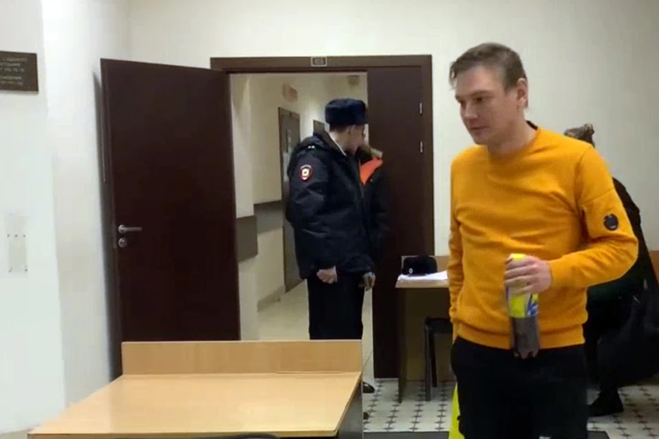 Калининский районный суд Санкт-Петербурга отправил Максима Моисеева под арест на десять суток